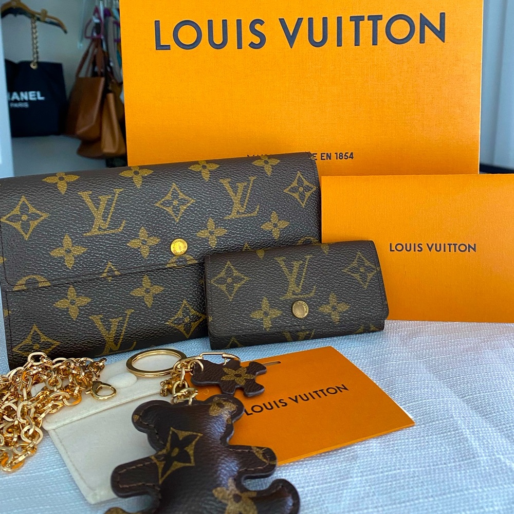♥️Louis Vuitton Monogram Wallet & key holder♥️